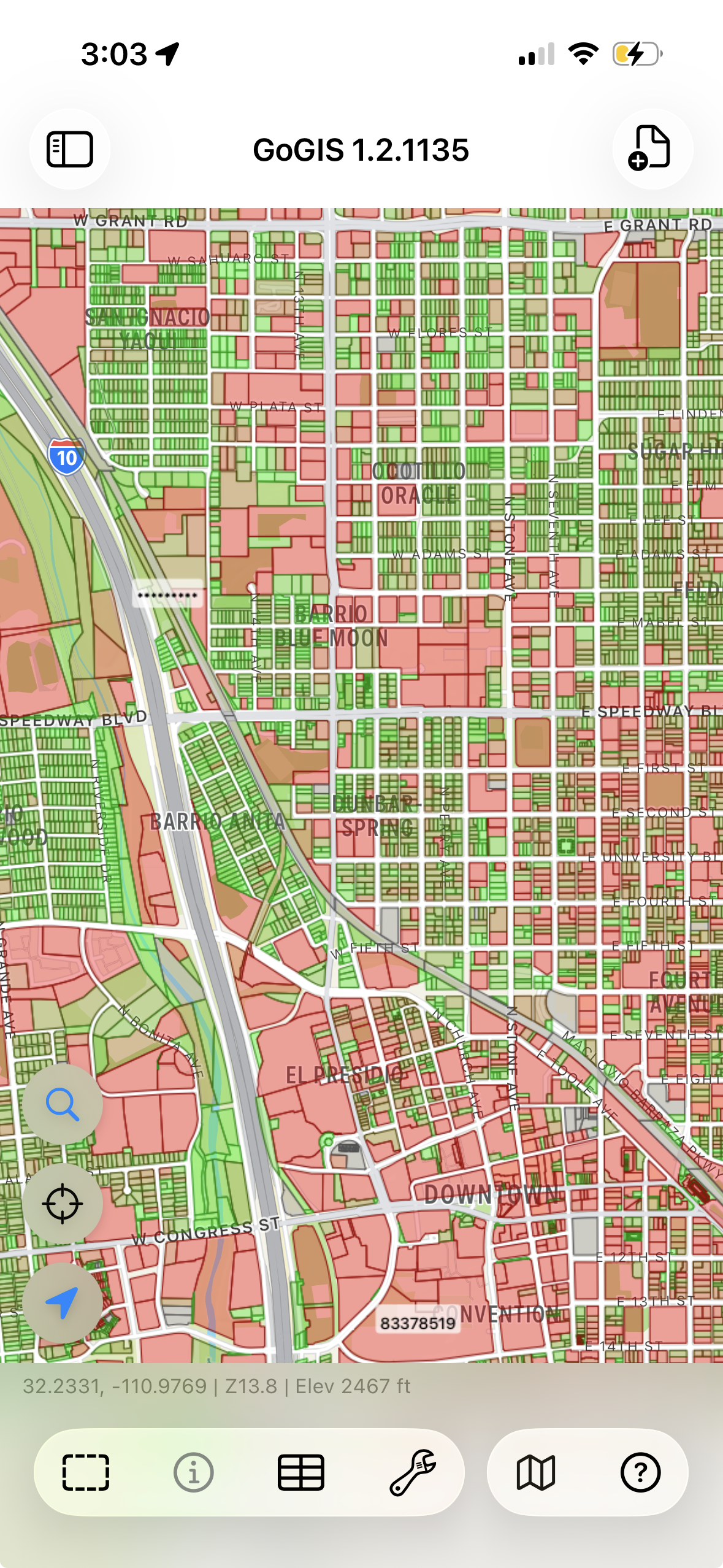 Dense vector data layer displayed smoothly in GoGIS on iPhone