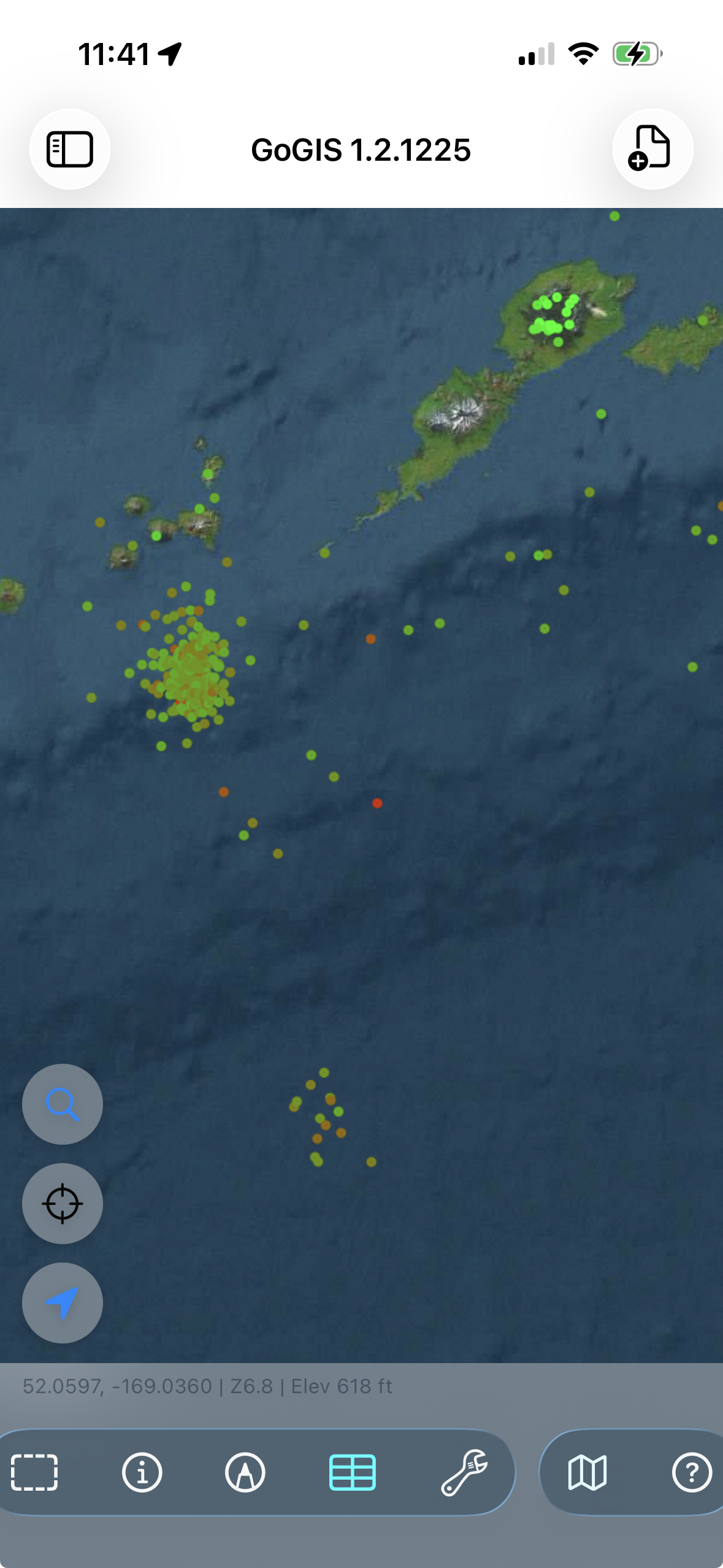 Map with color-coded earthquake points by magnitude